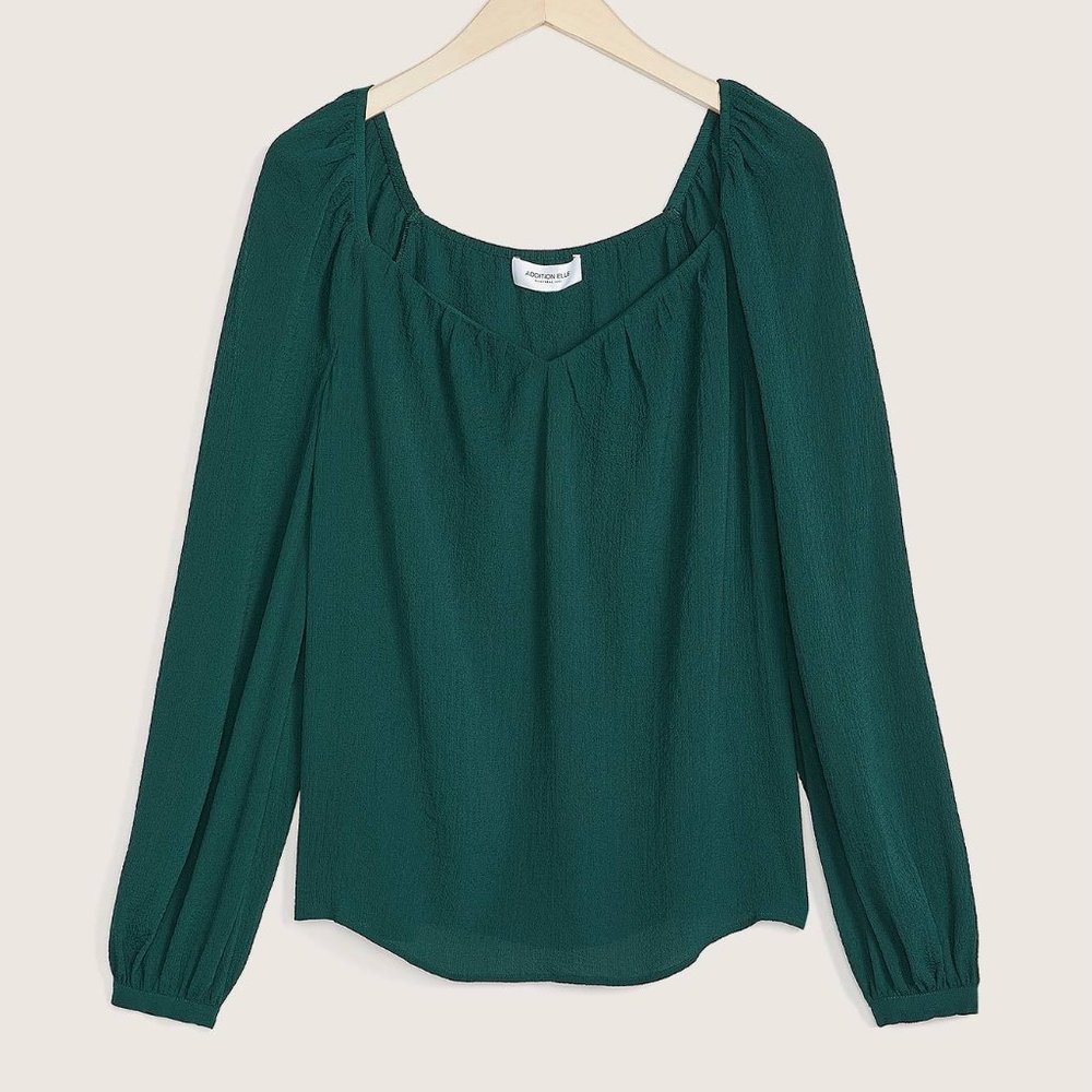 Blouse à manches longues avec encolure en coeur